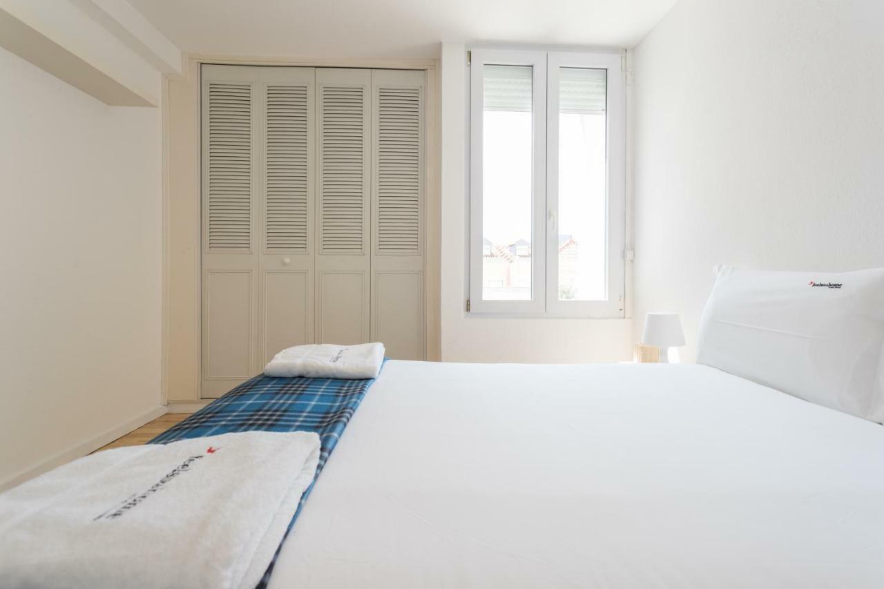 Flh Principe Real Bright Apartment Lisbon Bagian luar foto